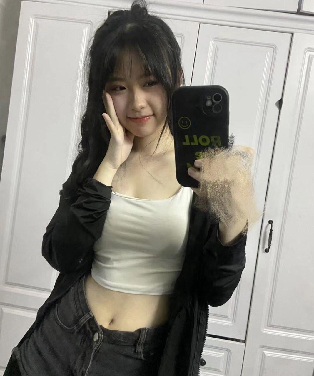 曼妙风骚小妹