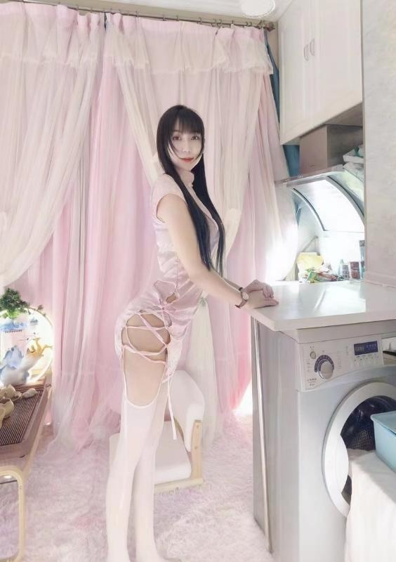 南关性感美腿妹子
