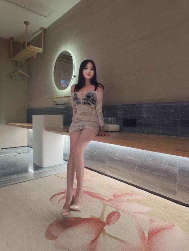 白皙少妇元宝姐姐