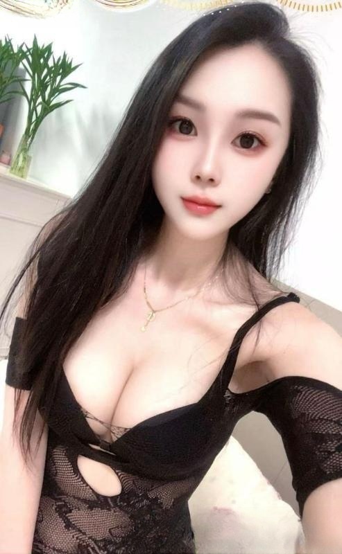 性感S腰臀模特