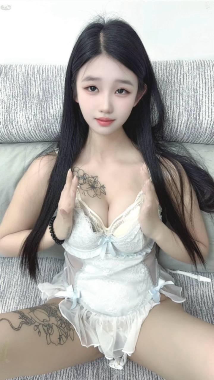 年轻小妹儿服务周到