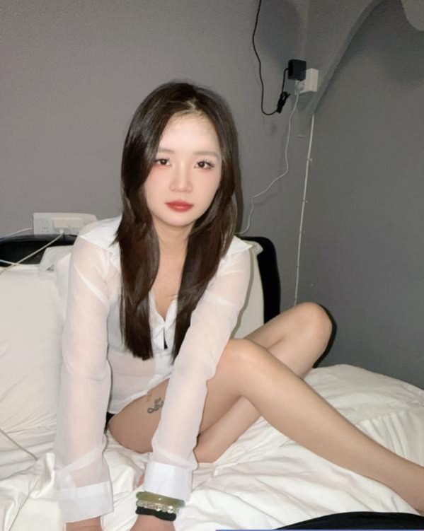 长腿细腰小咪