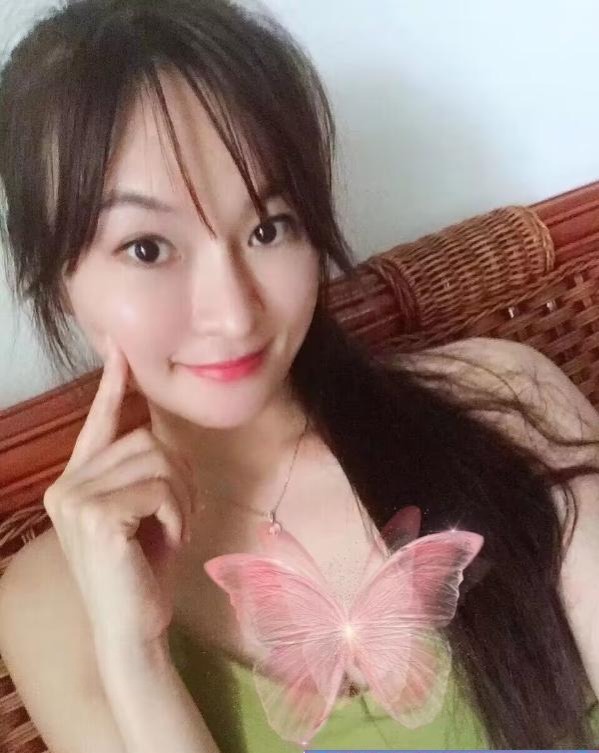 南宁瑜伽教练