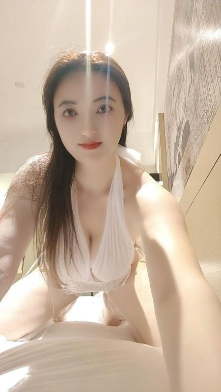 青秀高个大奶少妇