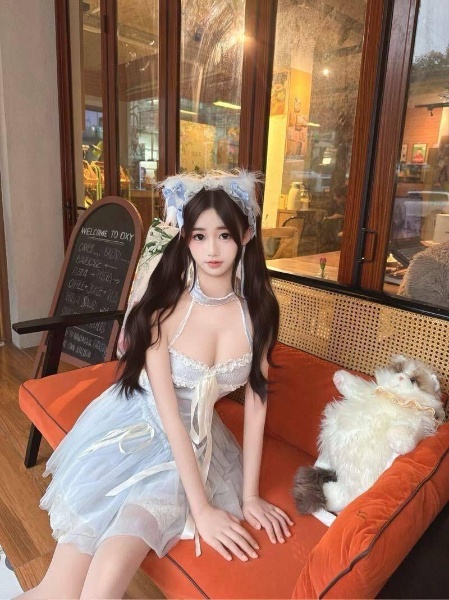 水多活好制服妹