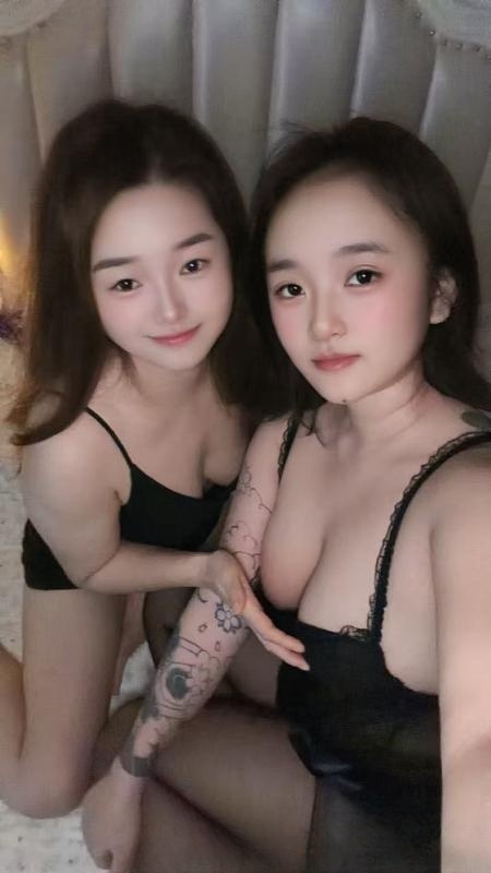 口爆双飞姐妹花
