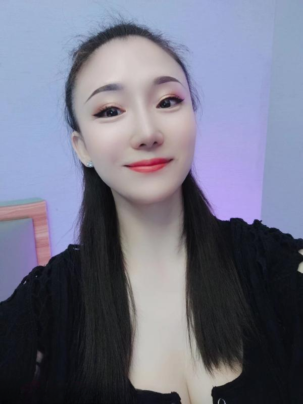 大世界高颜值妹子
