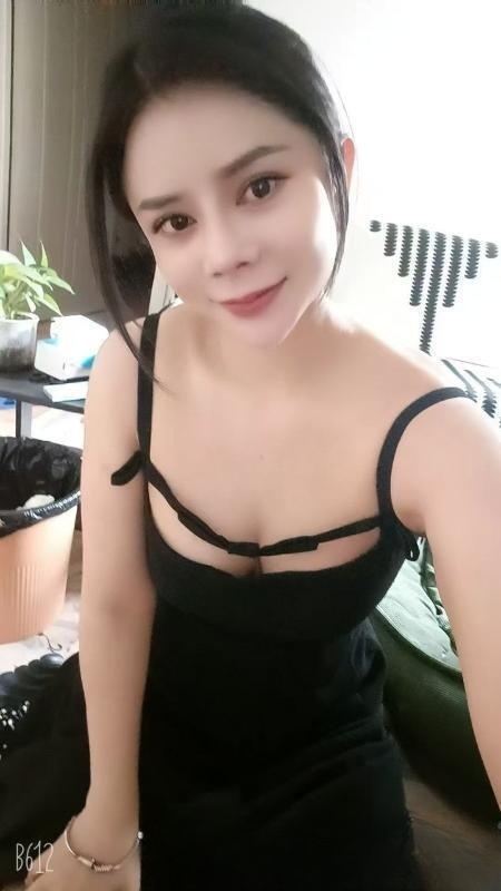 木瓜奶少妇菲菲