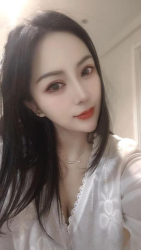 好看的妹子小雨