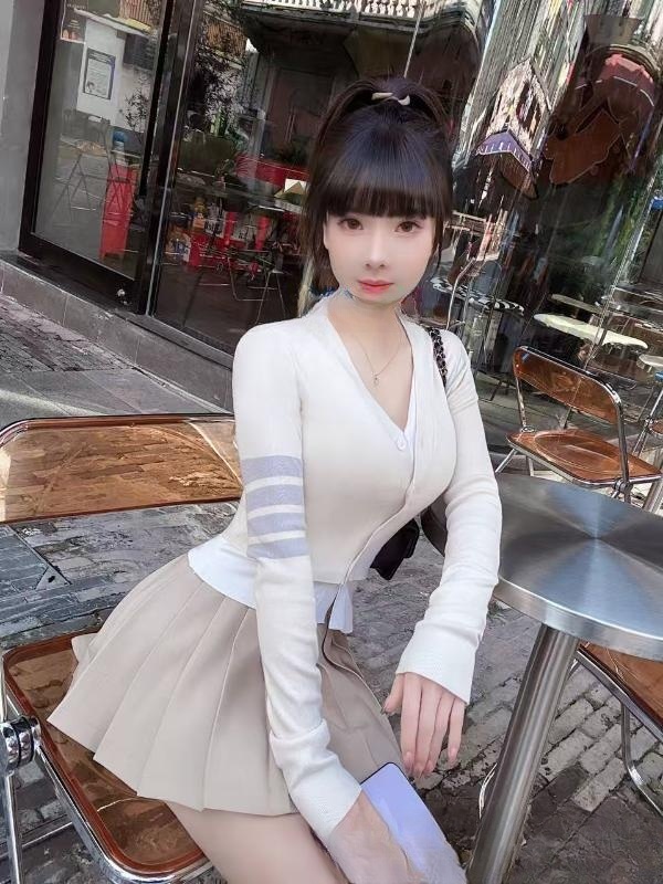 宁波奉化大长腿叶子