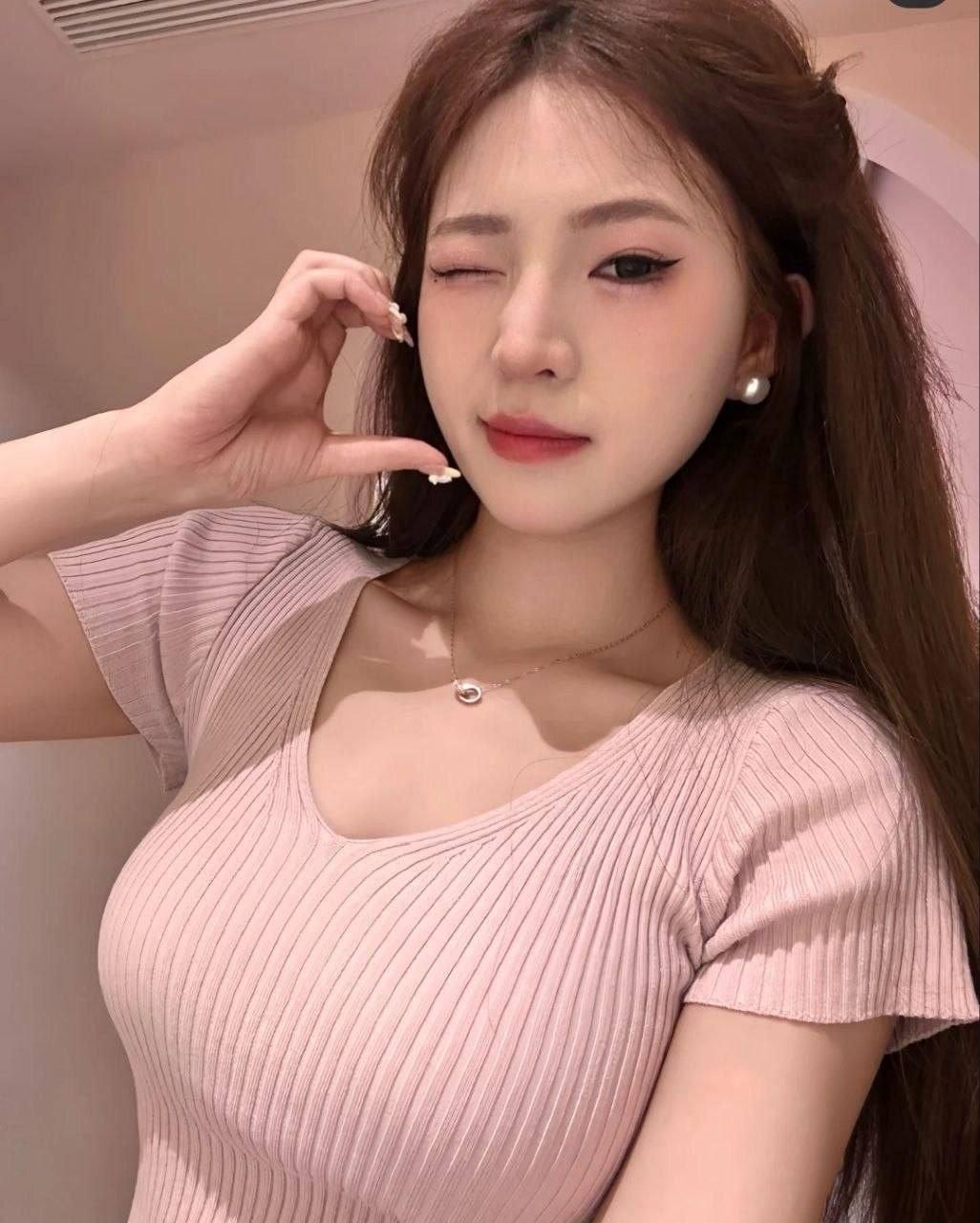 翘臀大奶少妇