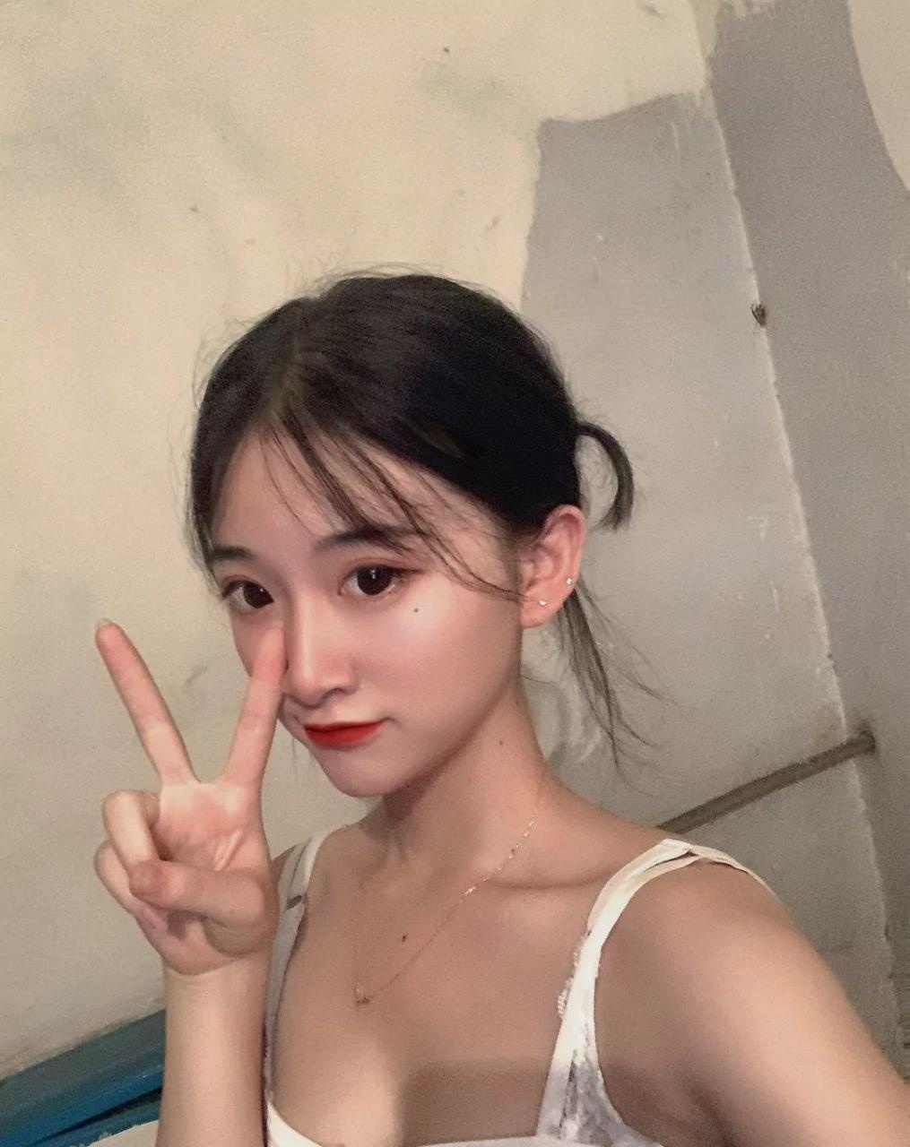 顺庆骚乳学生妹