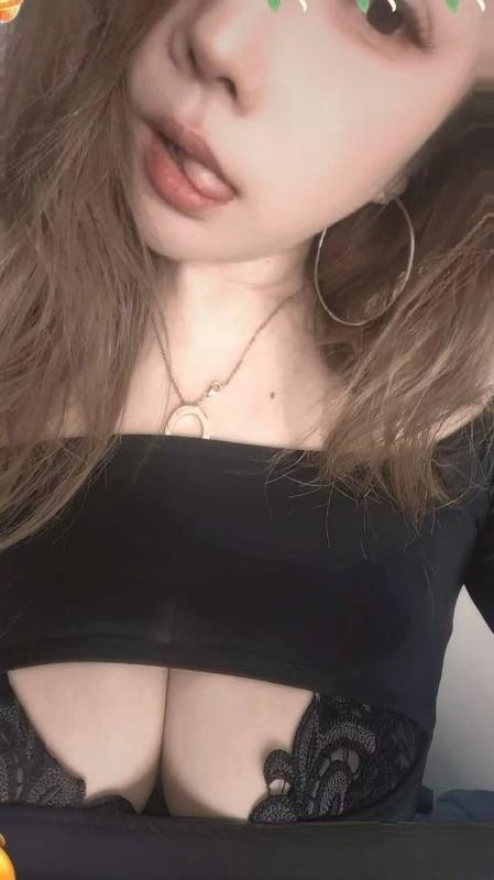 后入肥臀骚妹妞妞