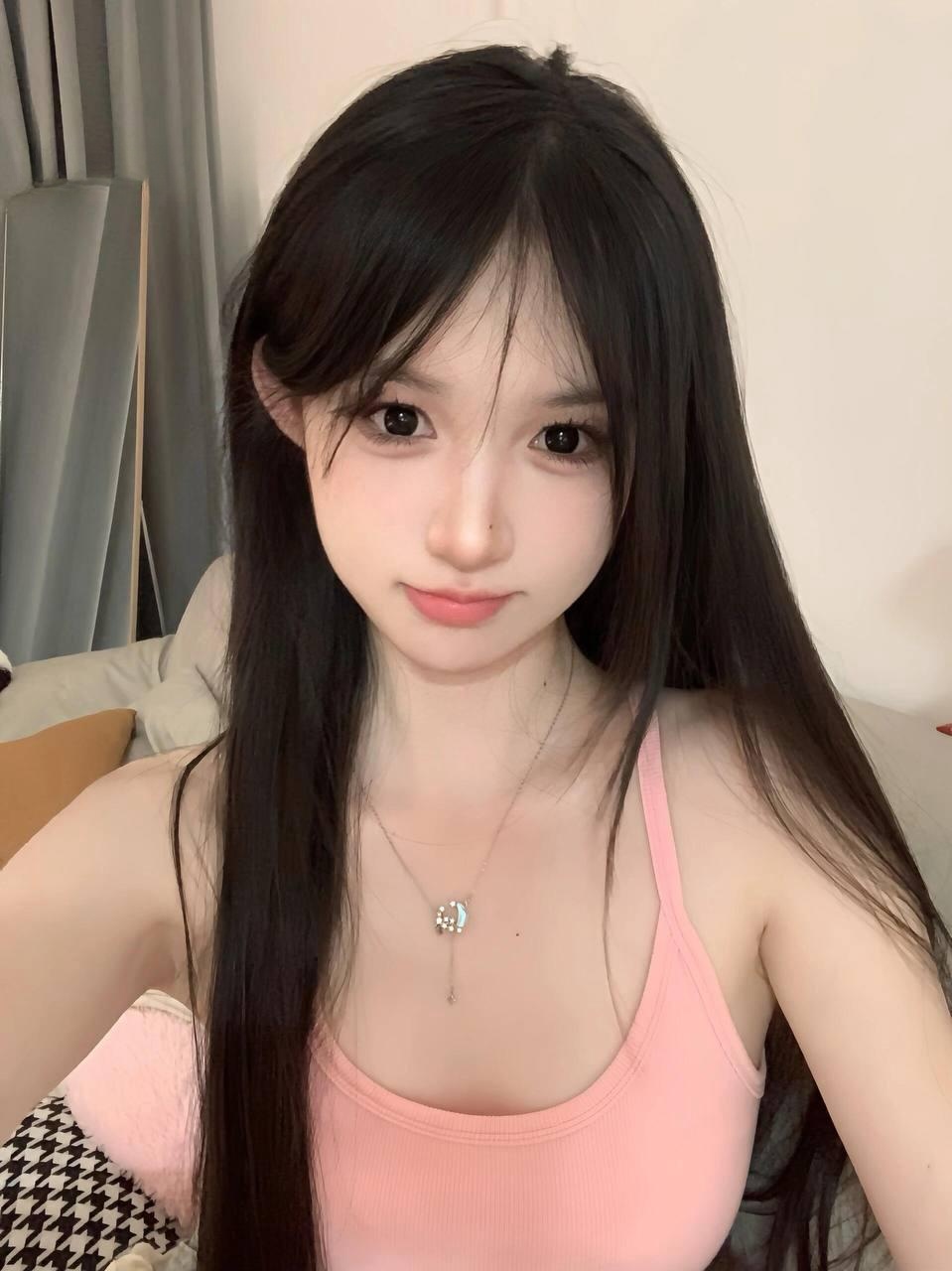 外冷内骚三点粉