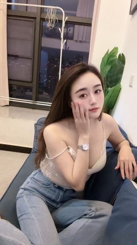 雨花大胸妹