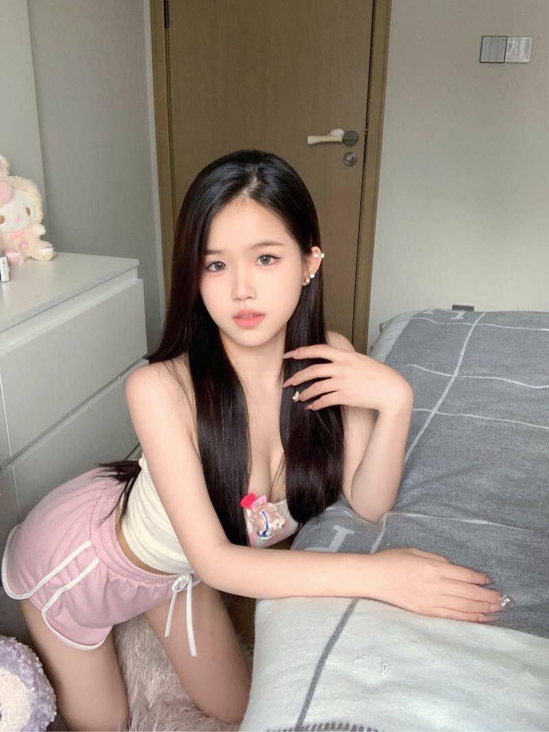 饱满水妹会吸会夹