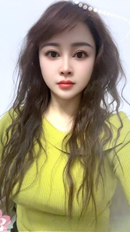 圆润大奶肥臀少妇