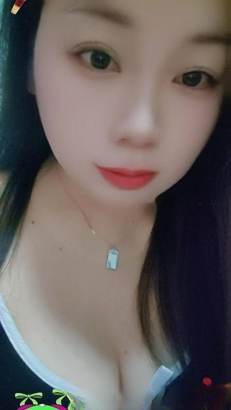 新建大奶风骚少妇
