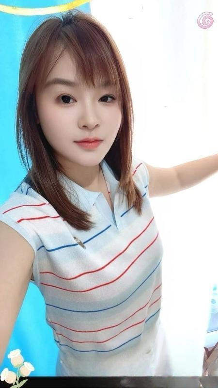 洪山性感豹纹大奶妹子