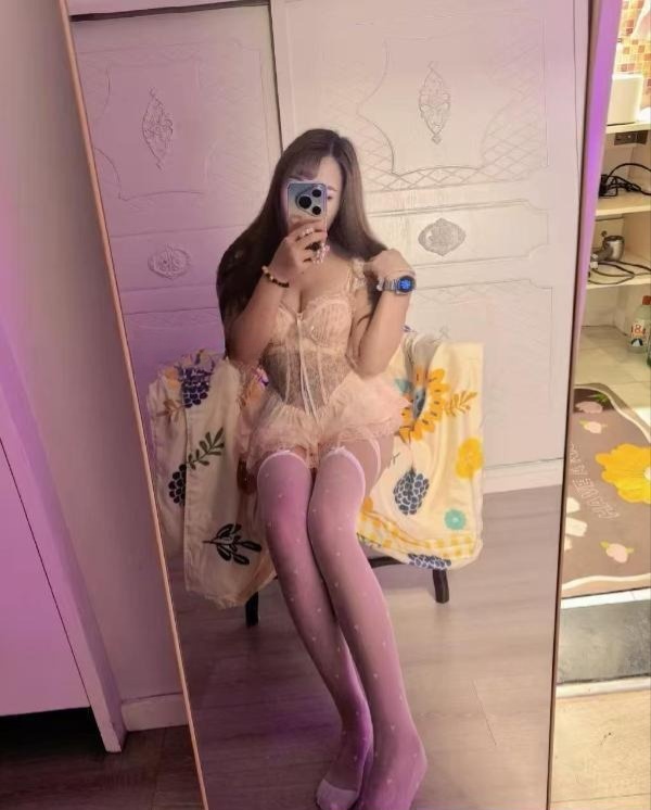 汉阳性感美腿小兮