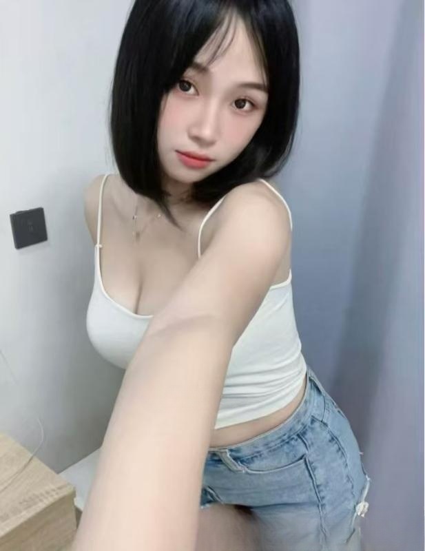 性感美乳紧致小骚货