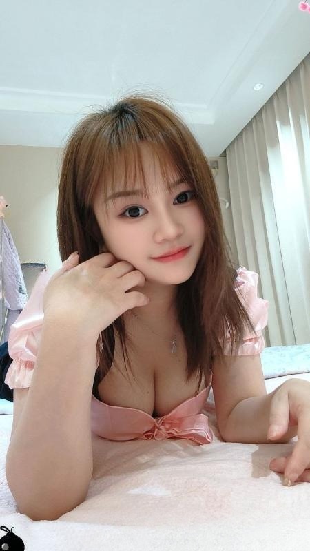 武汉胸大肥臀少妇