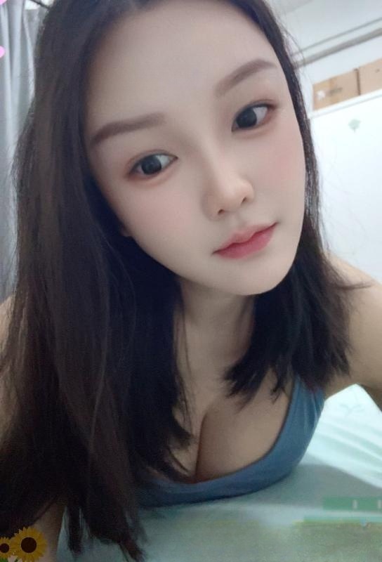 白云依依