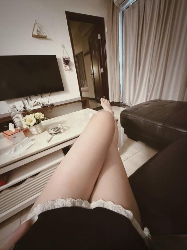 白皙皮肤大胸梦梦