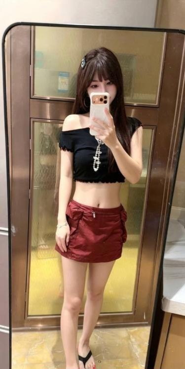 又纯又欲颜值女友老师