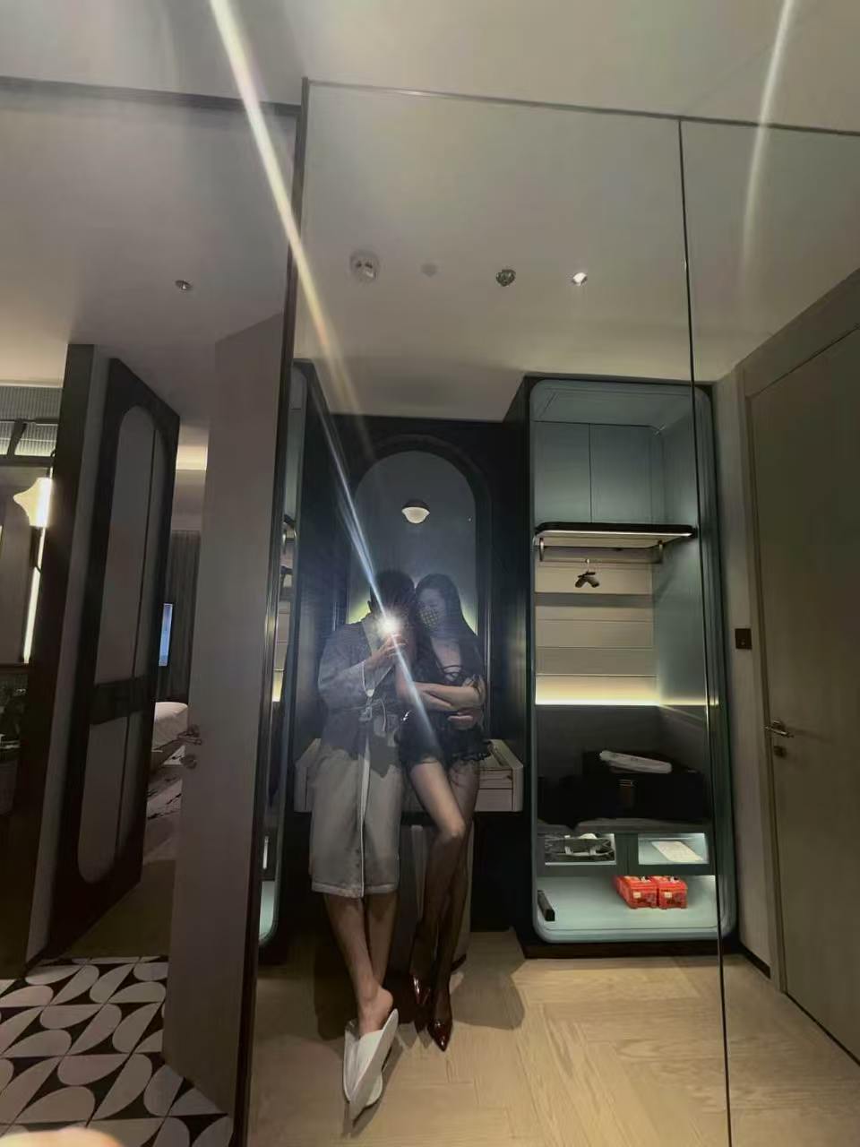 北京莲娜情侣s 