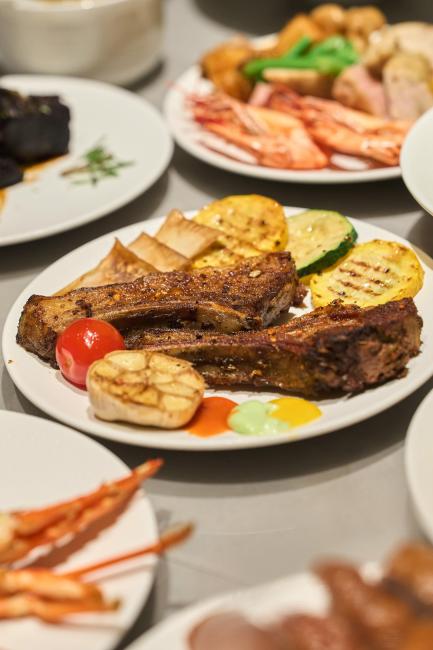 深圳水裹+ 24小时SPA水疗｜海鲜自助吃到饱・汗蒸美容舒心享受・鲜果饮品畅享