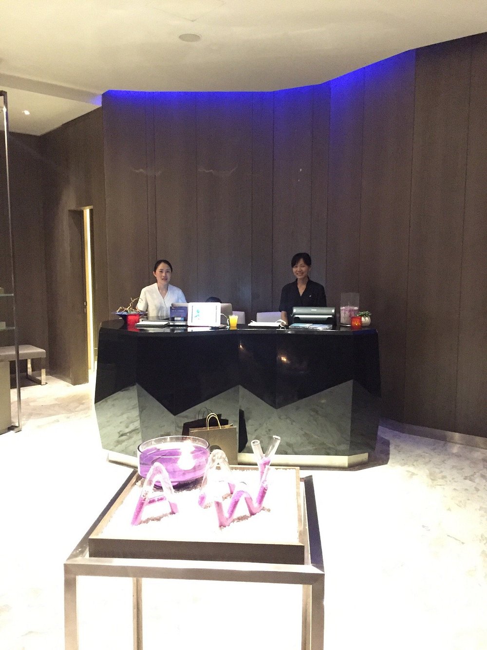 W 水疗中心