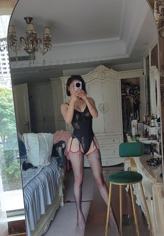 汉阳丝袜美腿老师
