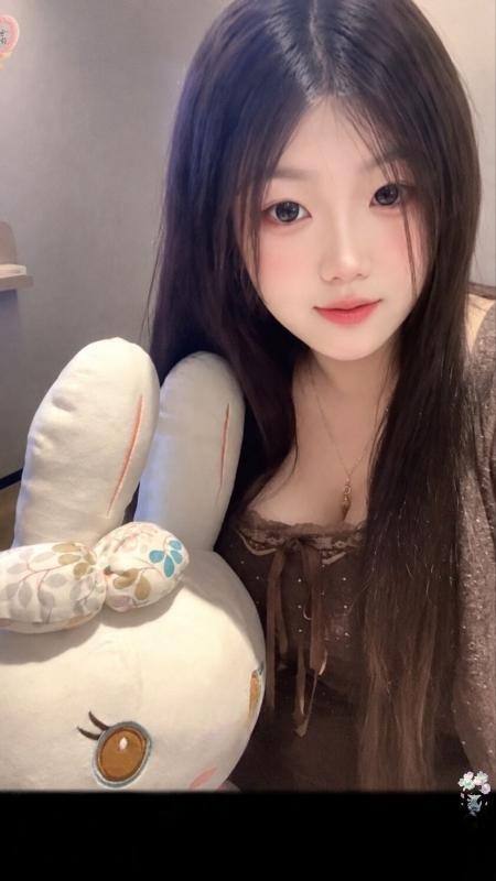 小巧玲珑易高潮大胸妹