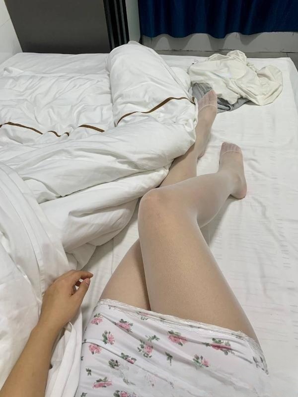 大胸服务控小妹