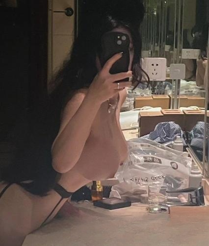 身材棒棒的美女老师